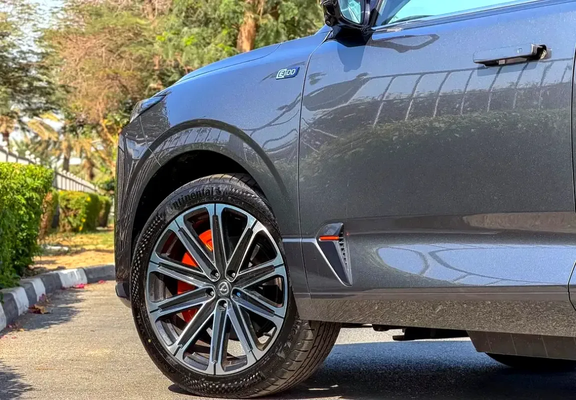 Changan UNI-K 2.0 AT 4WD (233 hp) - 4