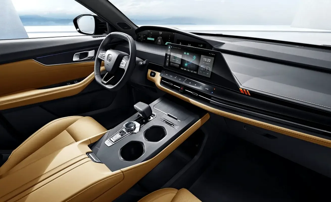 Changan UNI-K 2.0 AT 4WD (233 hp) - 7