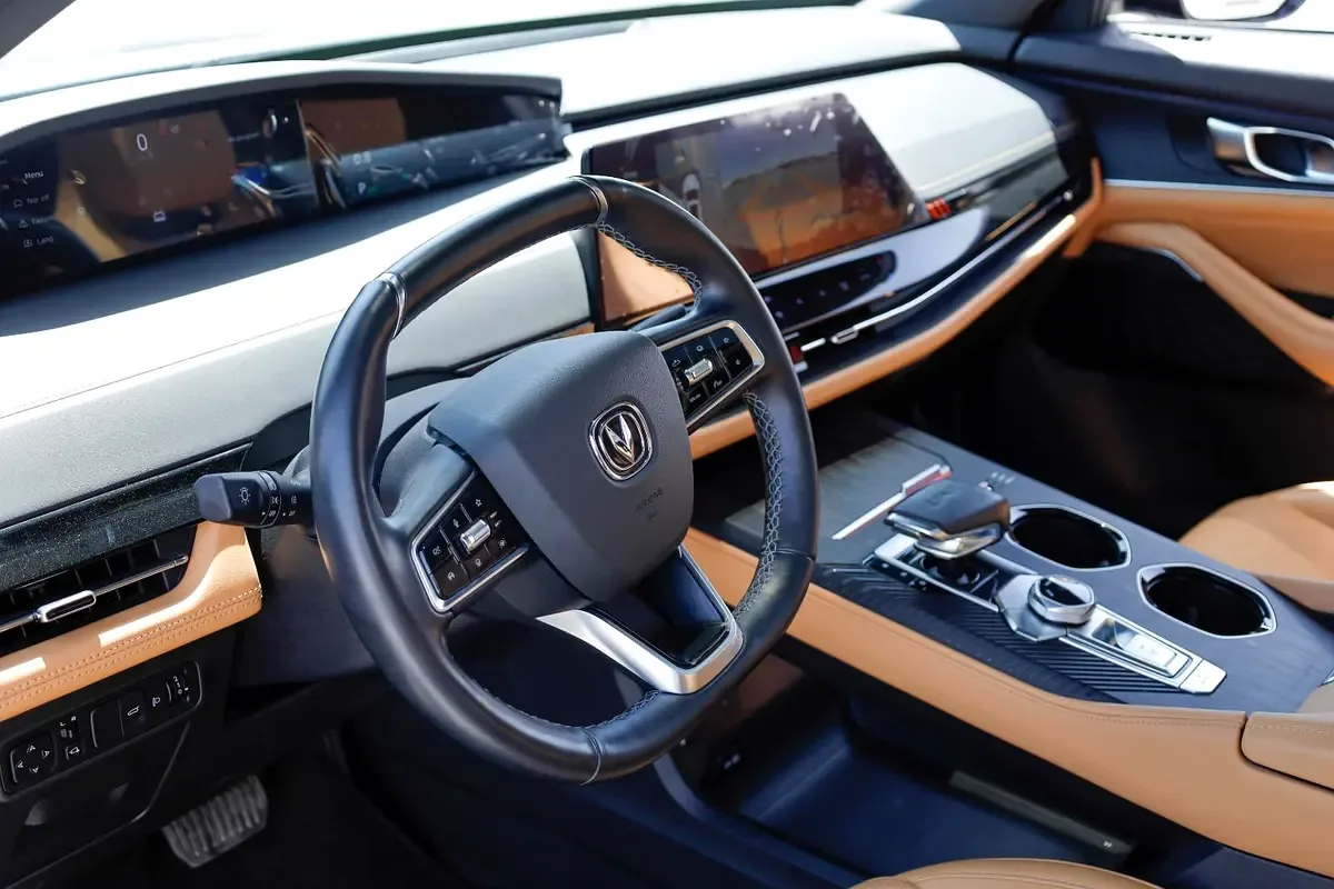 Changan UNI-K 2.0 AT 4WD (233 hp) - 10