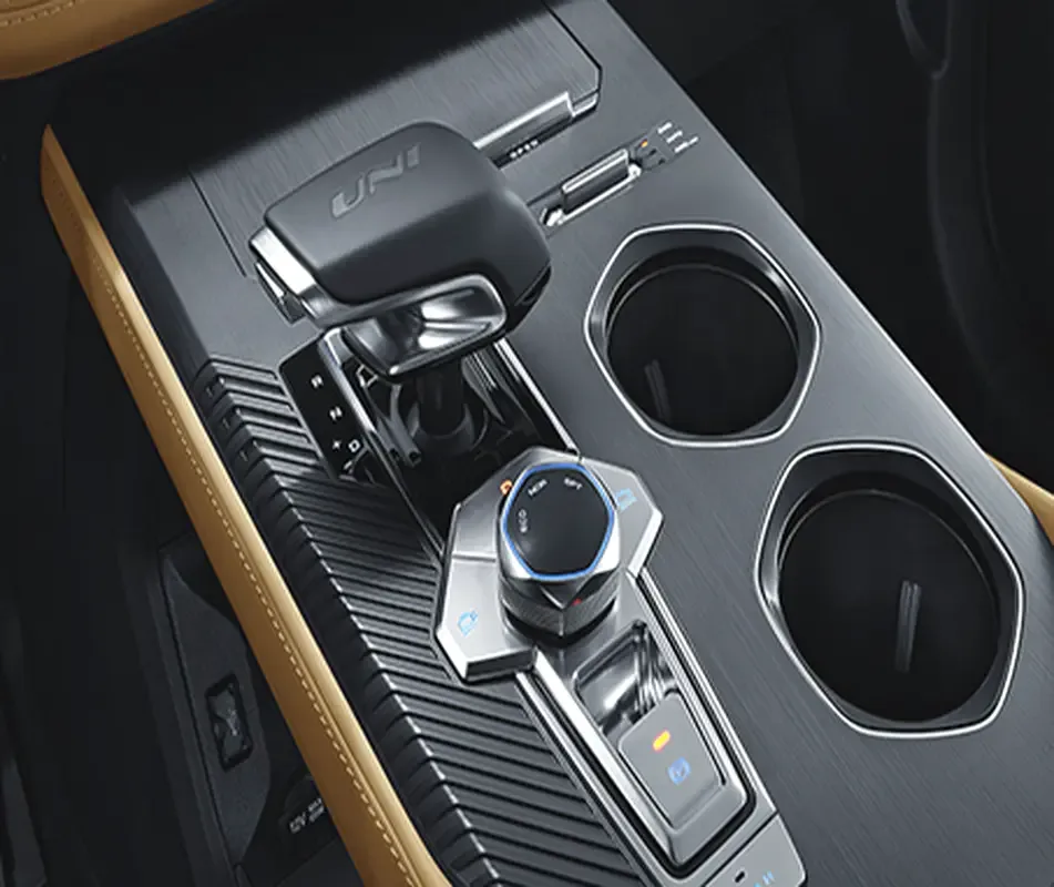 Changan UNI-K 2.0 AT 4WD (233 hp) - 11