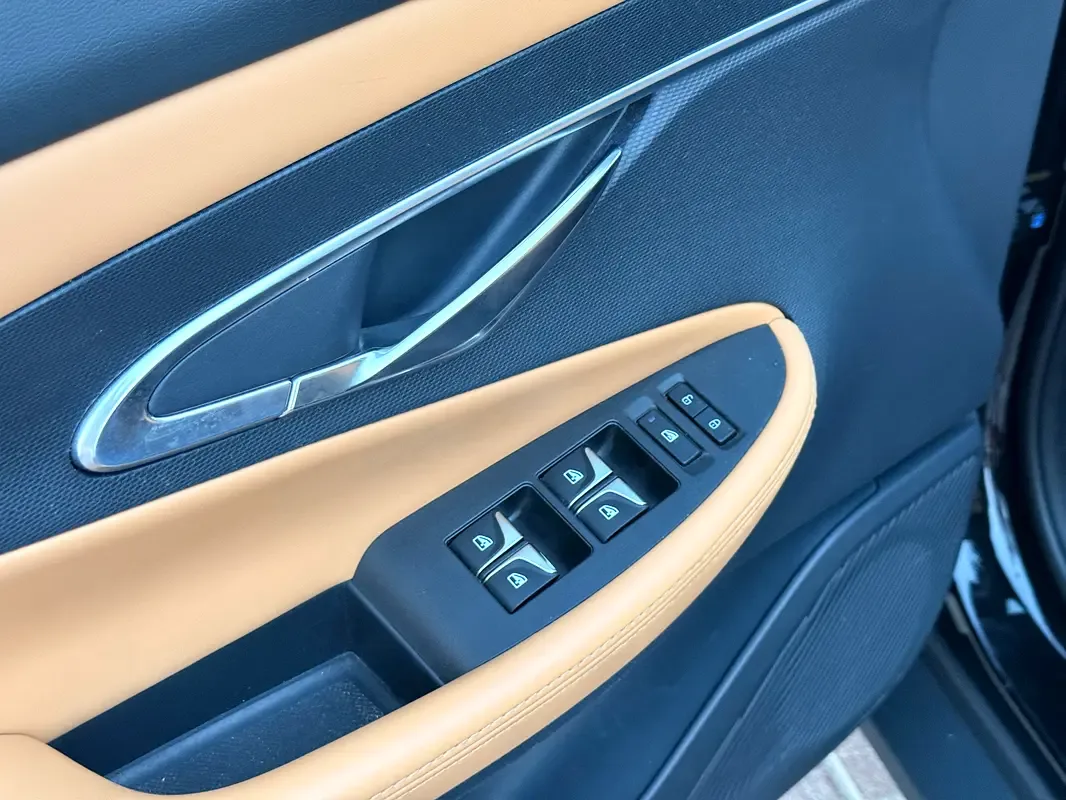 Changan UNI-T 1.5 AMT (188 hp) - 16
