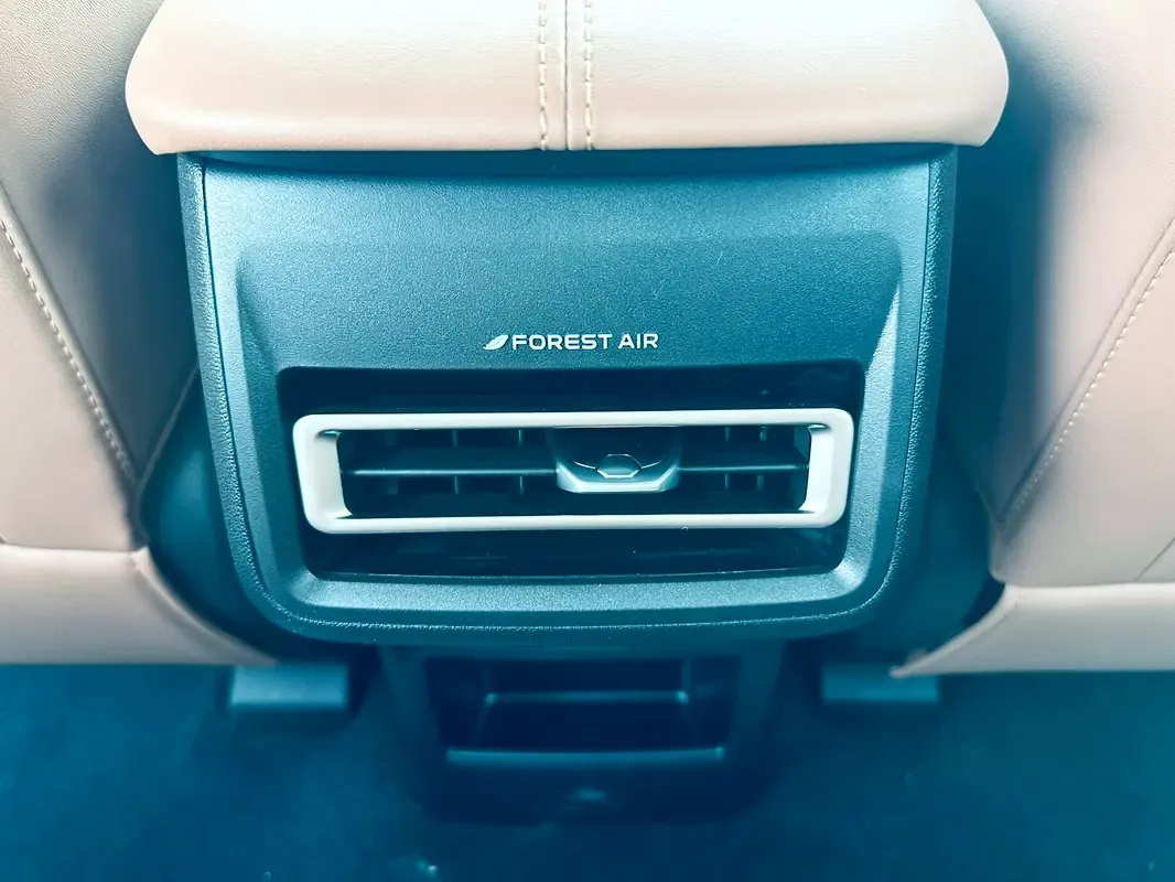 Changan UNI-Z 1.5 AMT (181 حصان) - 10
