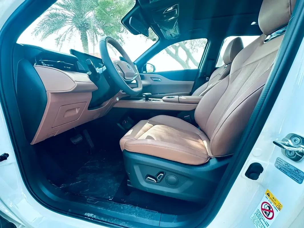 Changan UNI-Z 1.5 AMT (181 حصان) - 9