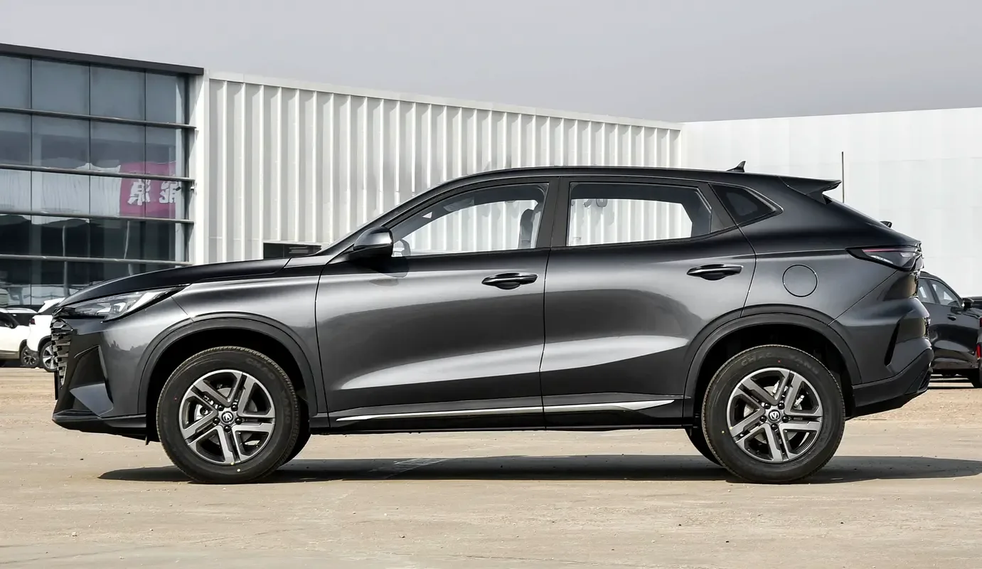 Changan X5 Plus 1.5 AMT (188 حصان) - 17