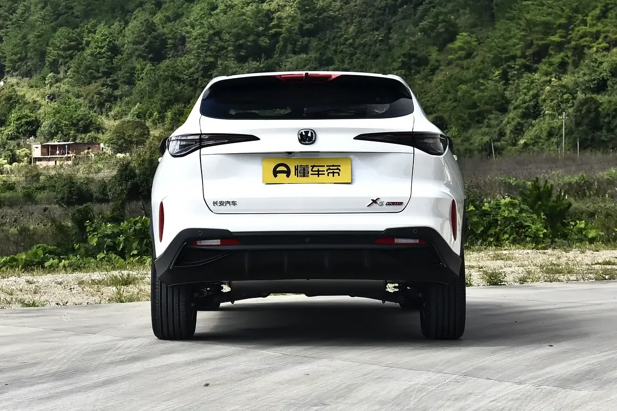 Changan X5 Plus 1.5 AMT (188 حصان) - 3