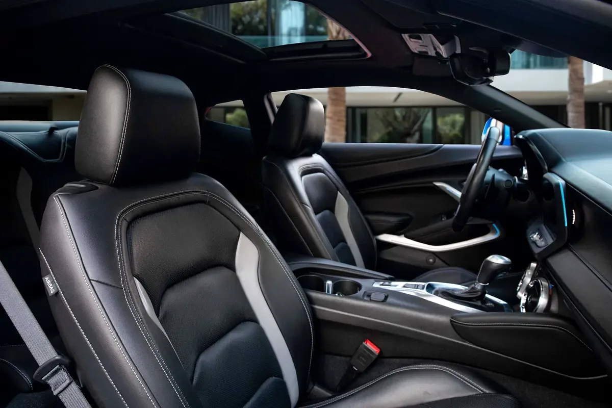 Chevrolet Camaro 3.6 AT (335 hp) - 11