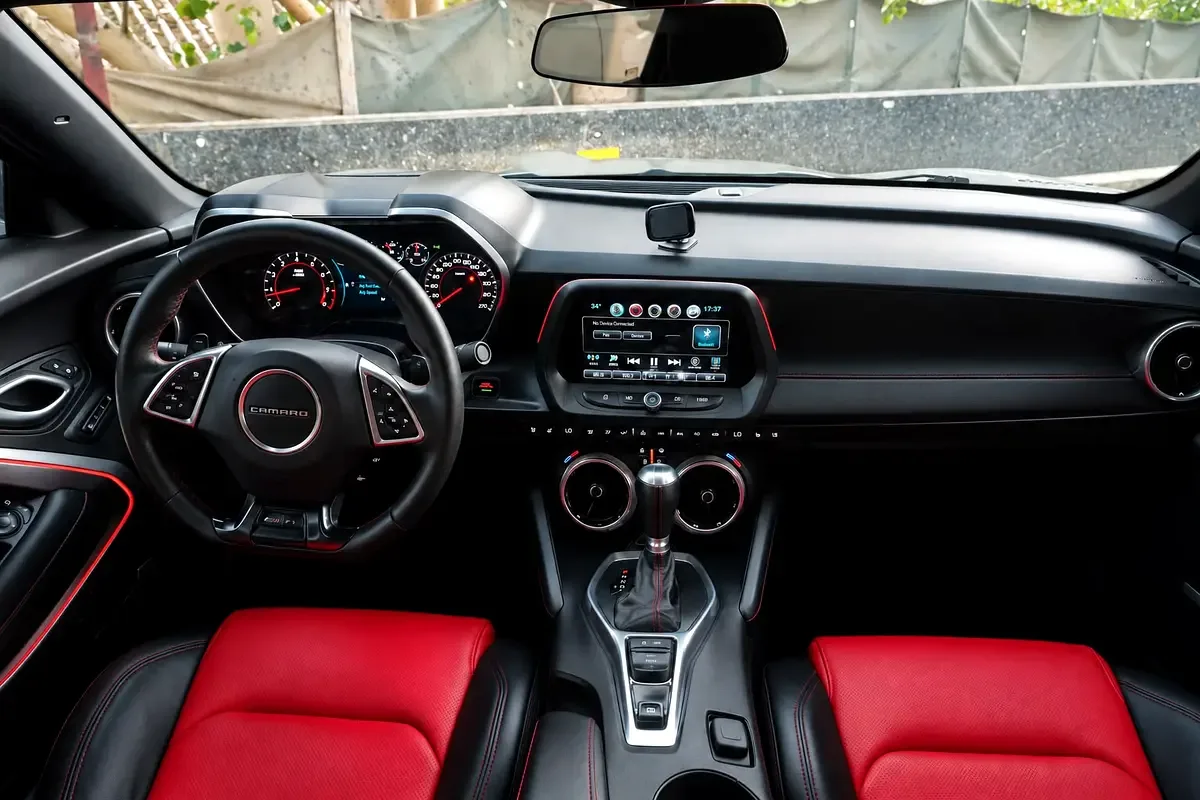 Chevrolet Camaro 3.6 AT (335 hp) - 6