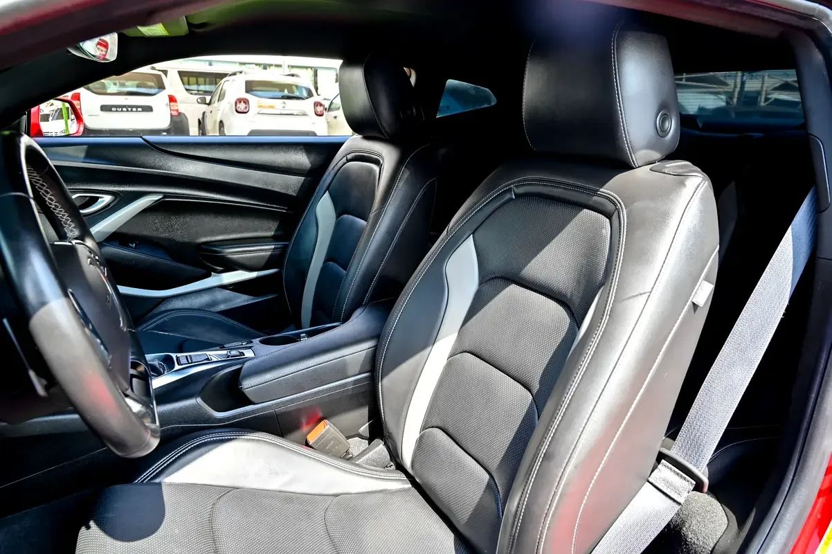 Chevrolet Camaro 3.6 AT (335 حصان) - 10