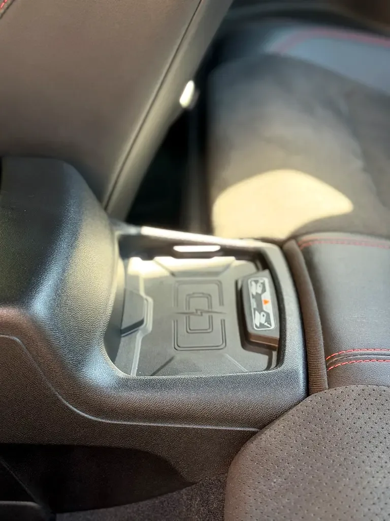 Chevrolet Camaro 6.2 AT (455 hp) - 15