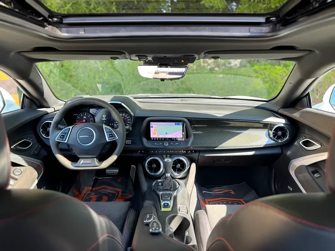 Chevrolet Camaro 6.2 AT (455 hp) - 17