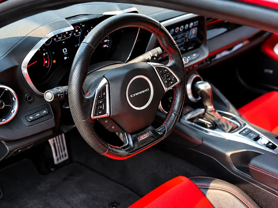 Chevrolet Camaro 6.2 AT (455 hp) - 13