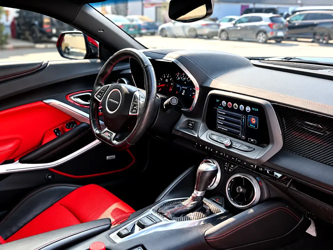 Chevrolet Camaro 6.2 AT (455 hp) - 12