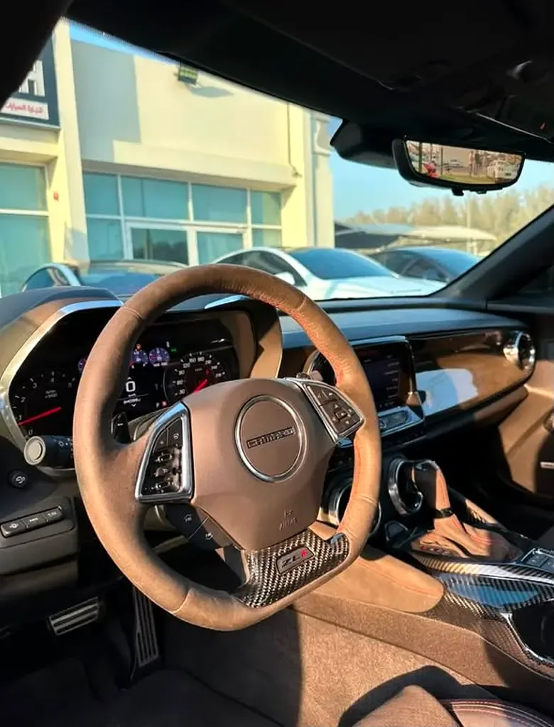 Chevrolet Camaro 6.2 AT RWD (455 حصان) - 7