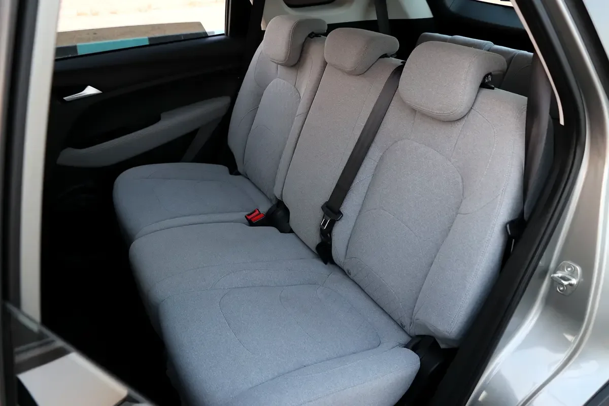 Chevrolet Captiva 1.5 CVT (147 hp) - 15