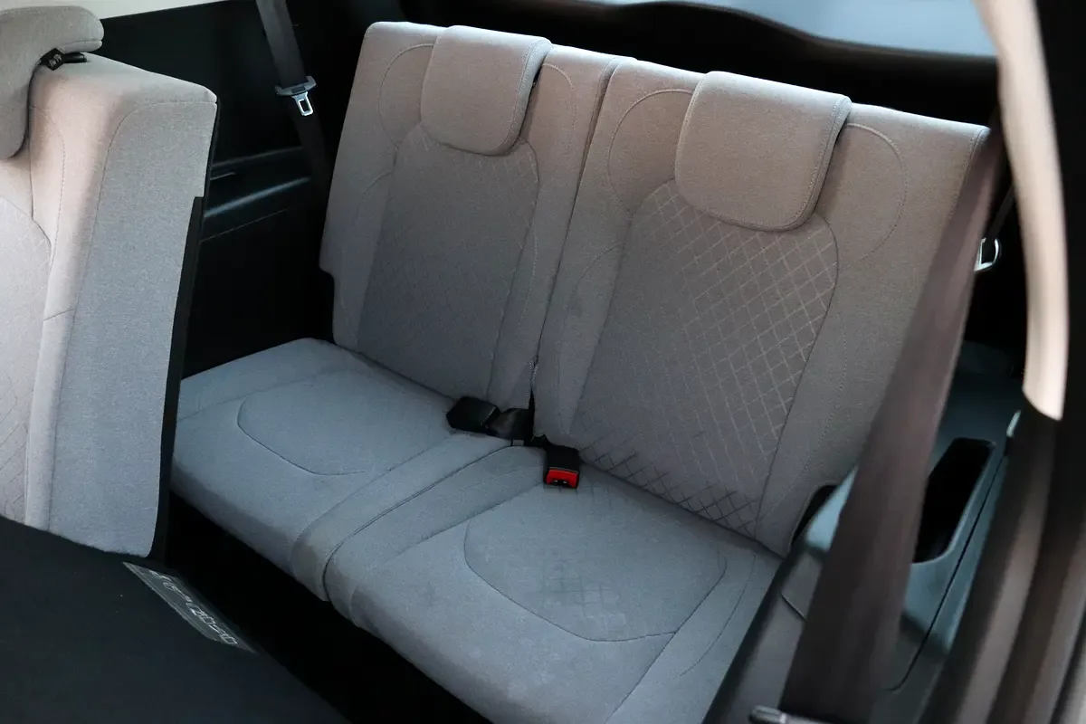 Chevrolet Captiva 1.5 CVT (147 hp) - 19