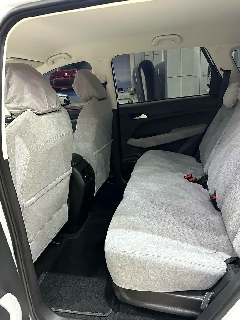 Chevrolet Captiva 1.5 CVT (147 hp) - 10