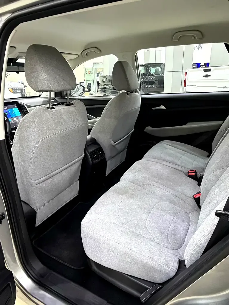 Chevrolet Captiva 1.5 CVT (147 hp) - 11