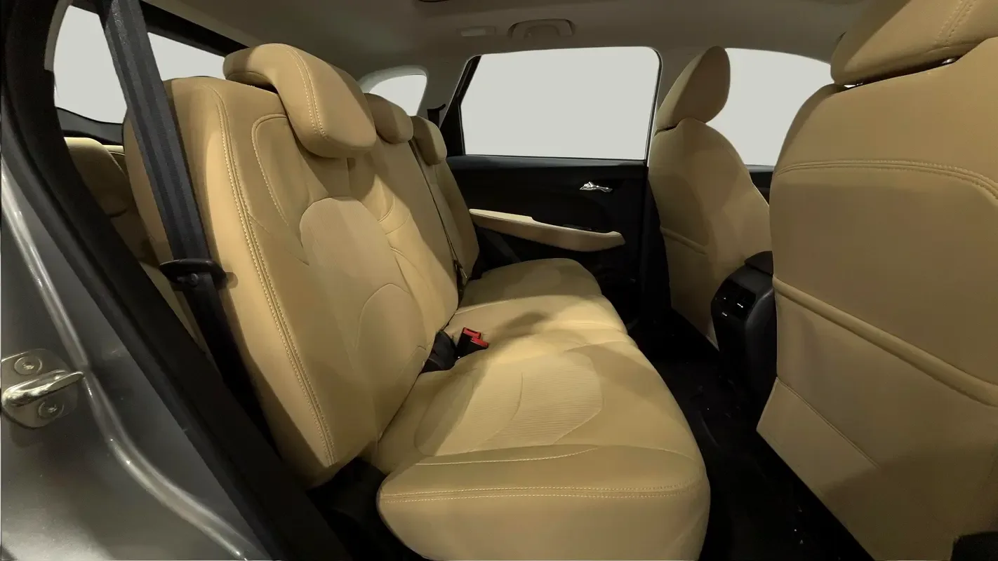 Chevrolet Captiva 1.5 CVT (147 حصان) - 10