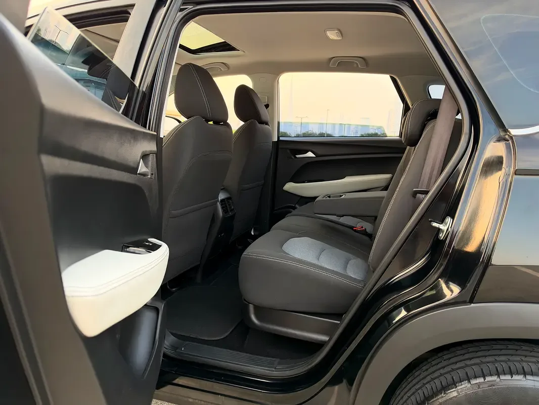 Chevrolet Captiva 1.5 CVT (147 حصان) - 11