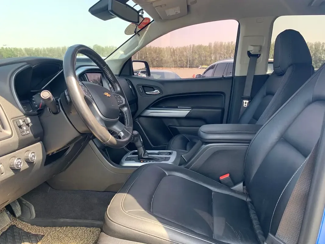Chevrolet Colorado 3.6 AT 4WD (305 حصان) - 8