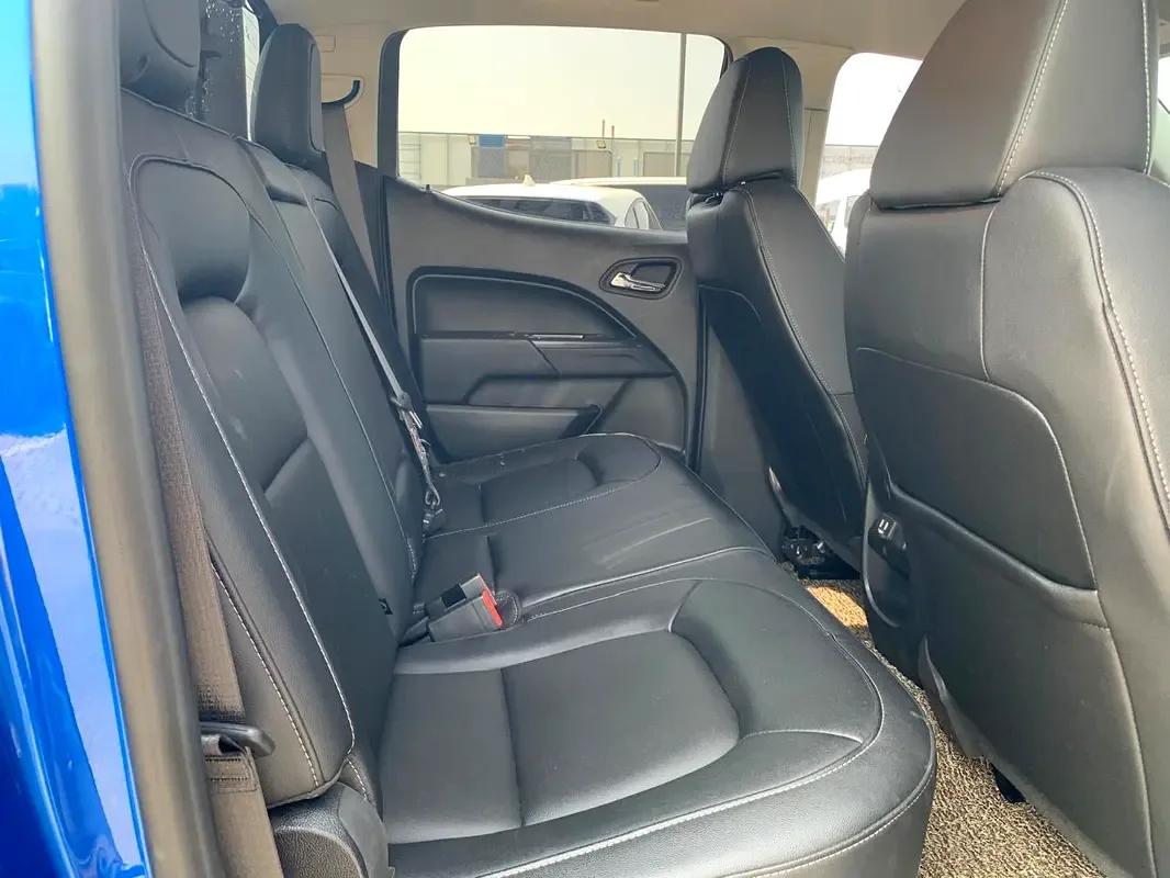 Chevrolet Colorado 3.6 AT 4WD (305 حصان) - 10
