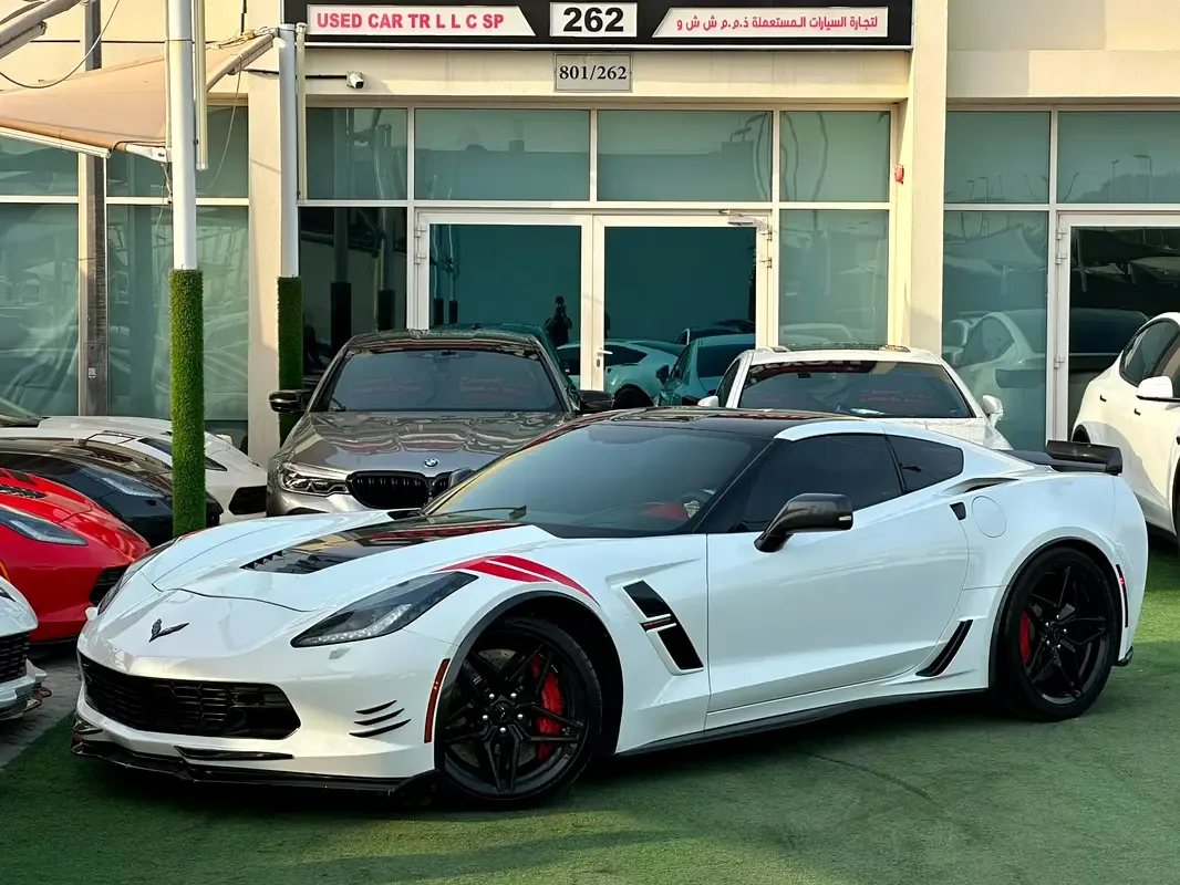 Chevrolet Corvette 6.2 AT (461 حصان) - 3