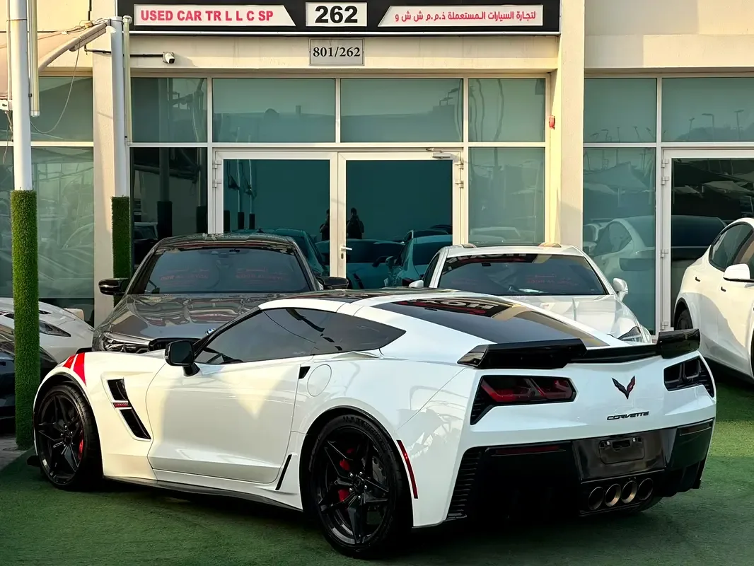 Chevrolet Corvette 6.2 AT (461 حصان) - 4