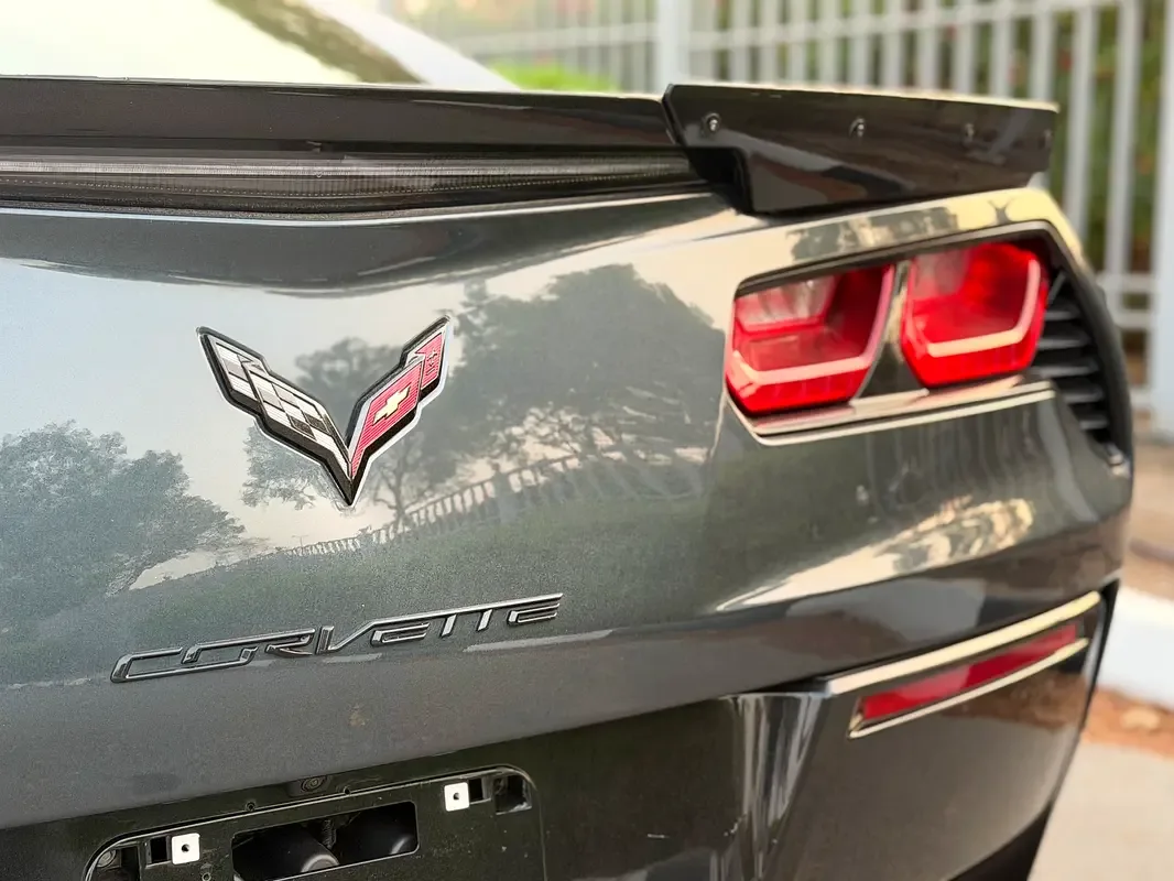 Chevrolet Corvette 6.2 AT (461 hp) - 15