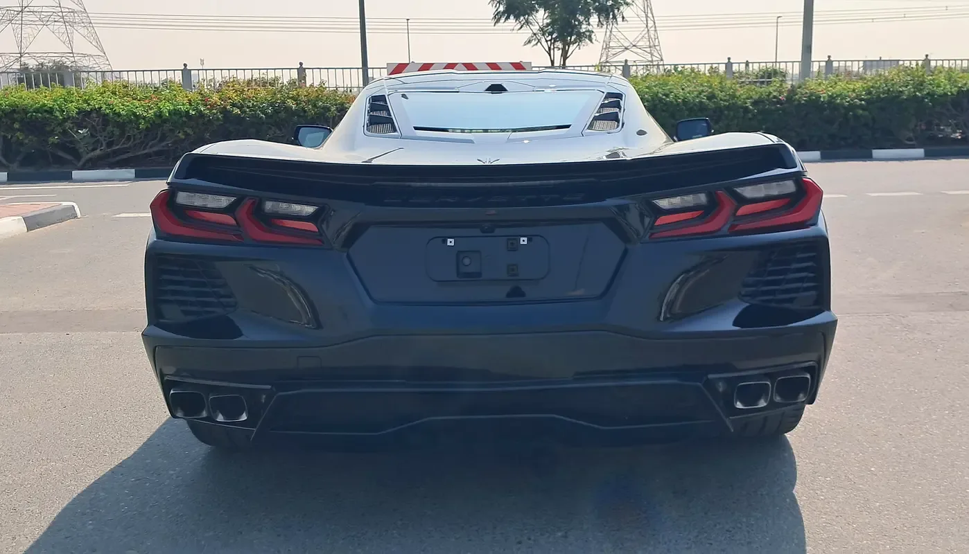 Chevrolet Corvette V8 6.2 LT2 (502 حصان) - 4