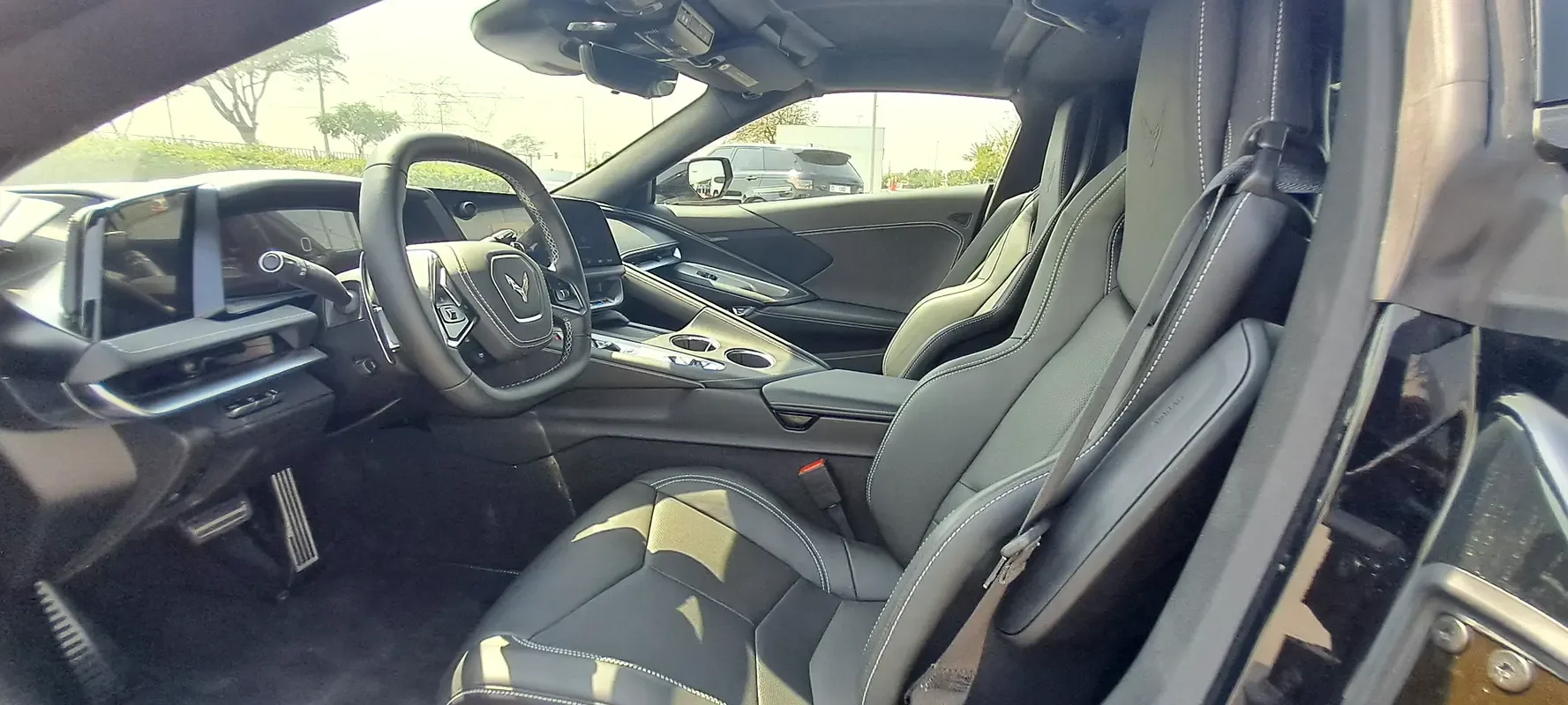 Chevrolet Corvette V8 6.2 LT2 (502 حصان) - 9
