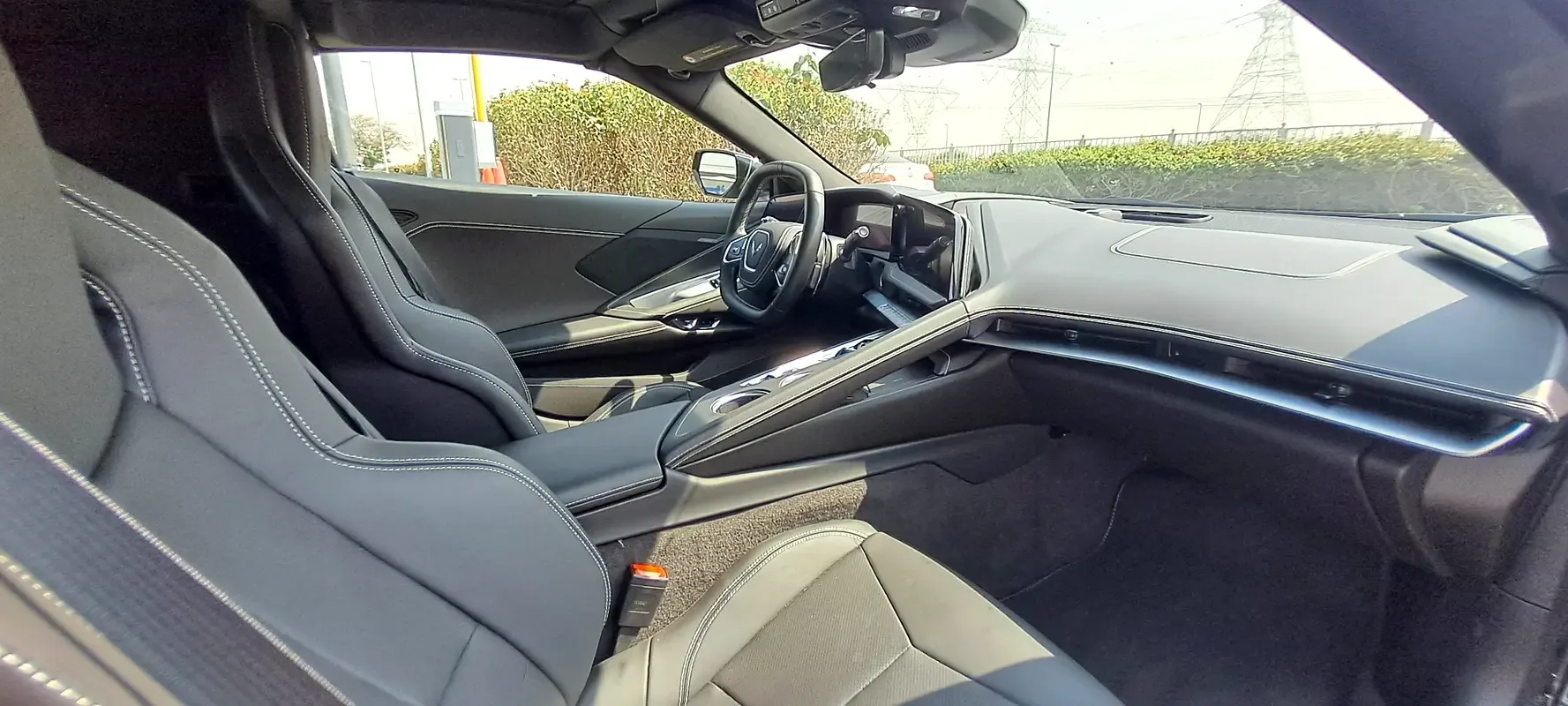 Chevrolet Corvette V8 6.2 LT2 (502 حصان) - 14