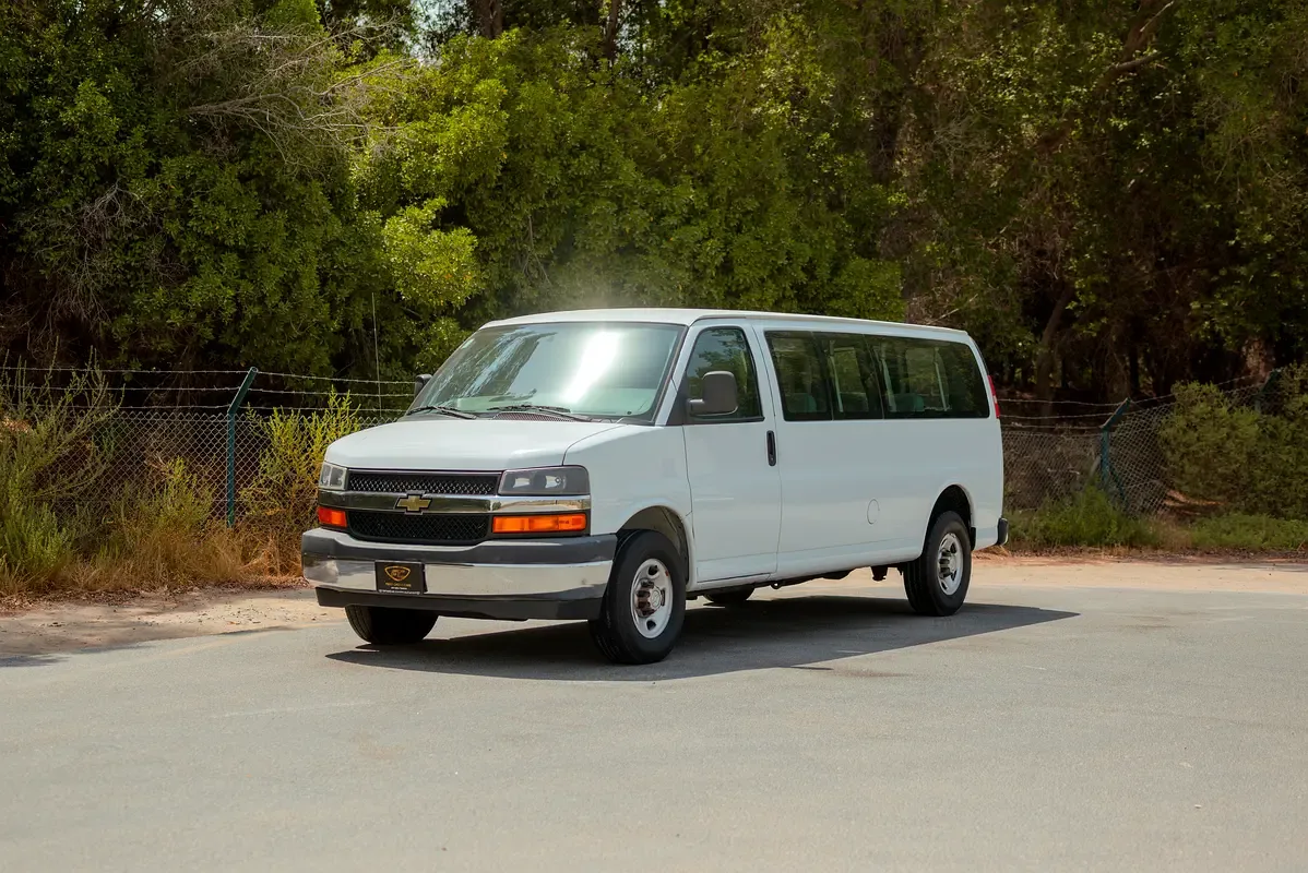 Chevrolet Express 5.3 AT RWD (314 hp)