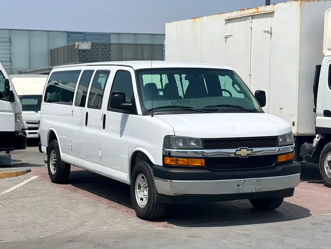 Chevrolet Express 5.3 AT RWD (314 hp)