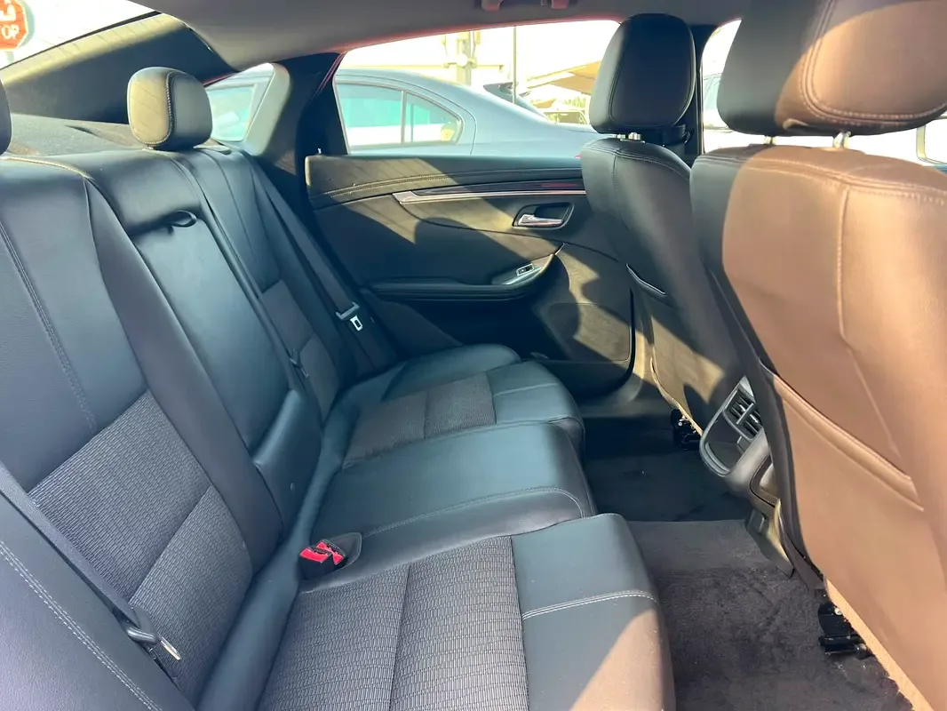Chevrolet Impala 3.6 AT (309 hp) - 12