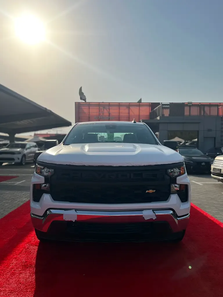 Chevrolet Silverado 2.7 AT RWD (310 hp)