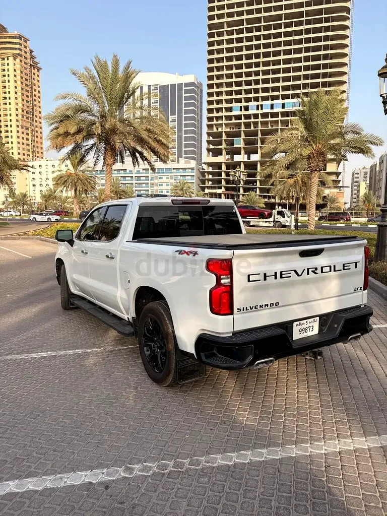 Chevrolet Silverado 5.3 AT (355 حصان) - 6