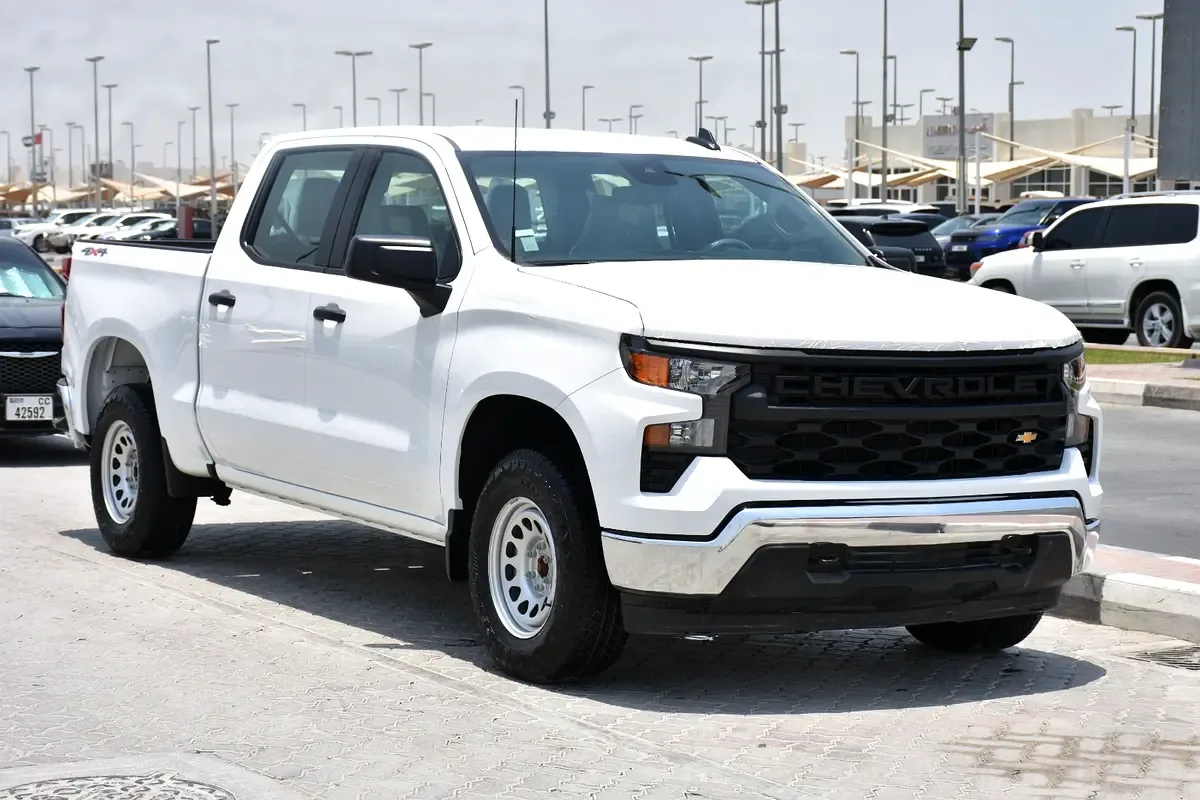Chevrolet Silverado 5.3 AT (355 hp)