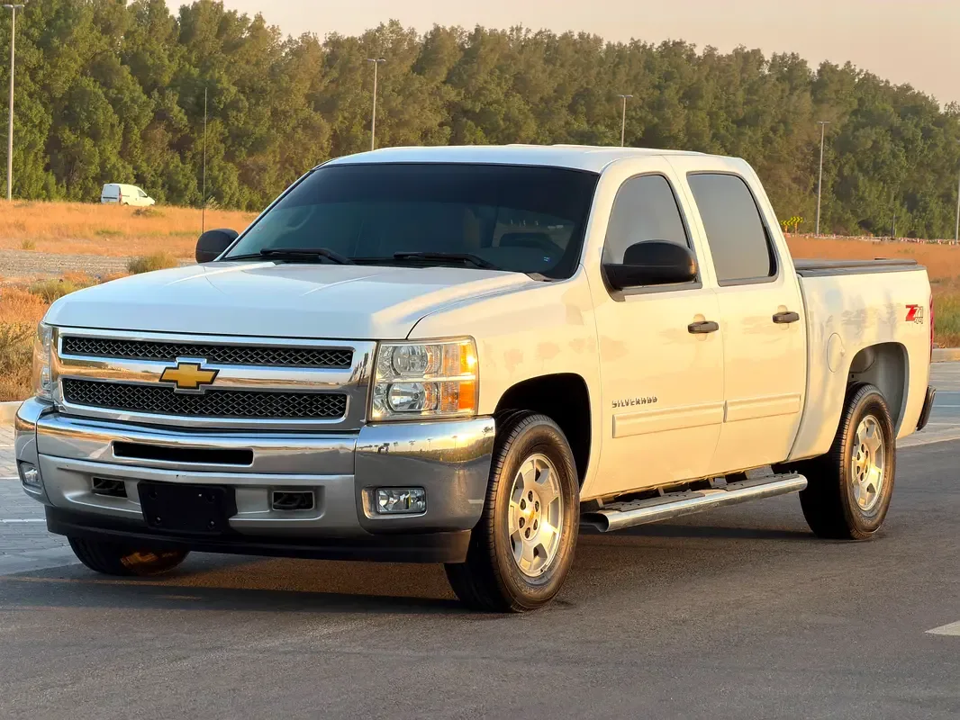 Chevrolet Silverado 5.3 AT (355 حصان) - 3