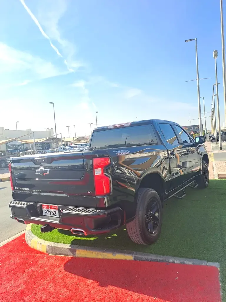 Chevrolet Silverado 5.3 AT (355 حصان) - 2