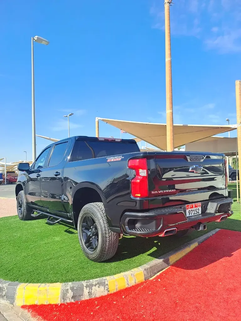 Chevrolet Silverado 5.3 AT (355 حصان) - 3