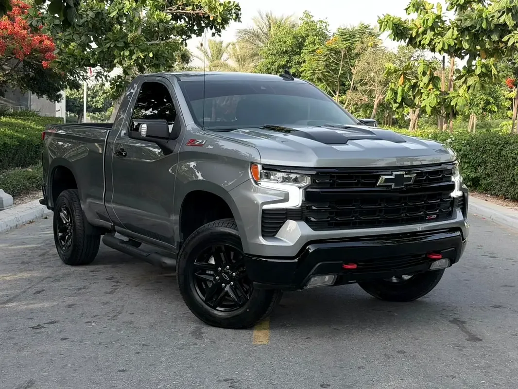 Chevrolet Silverado 5.3 AT RWD (355 hp)