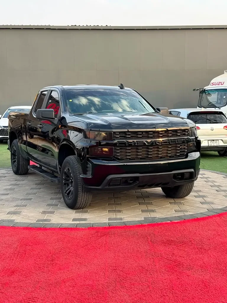 Chevrolet Silverado 5.3 AT RWD (355 hp)
