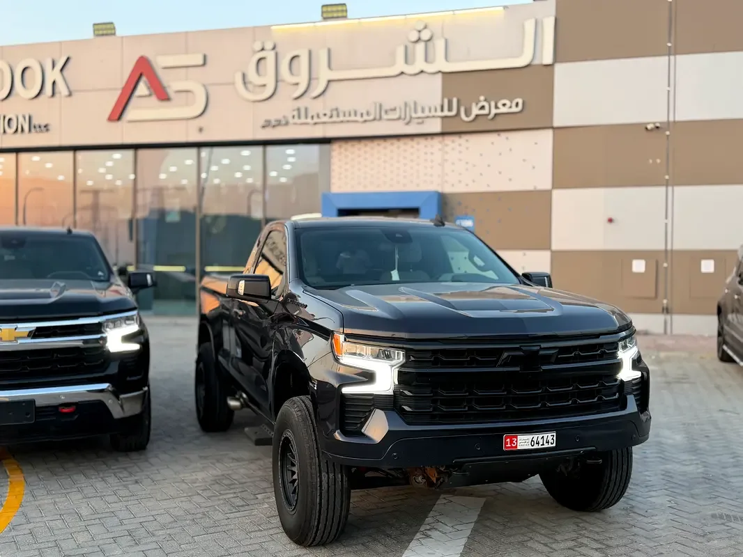 Chevrolet Silverado 5.3 AT RWD (355 hp)