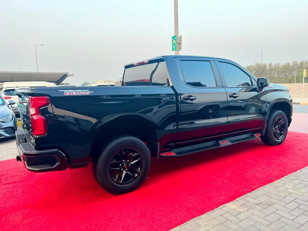 Chevrolet Silverado 5.3 AT RWD (355 حصان) - 3