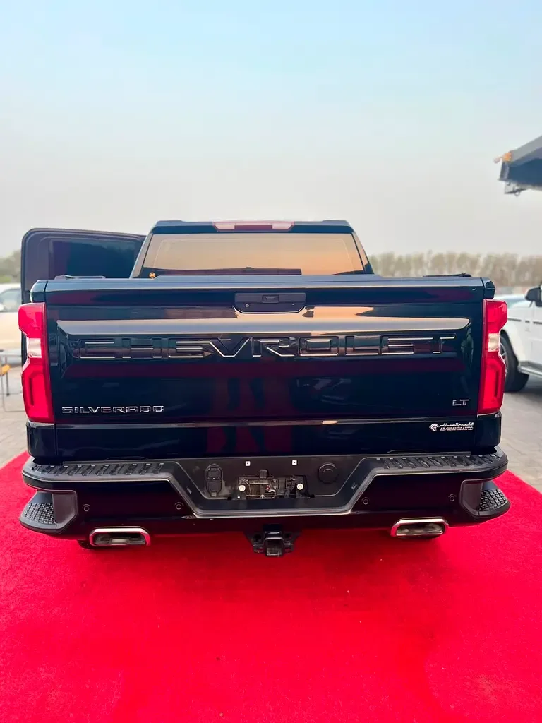 Chevrolet Silverado 5.3 AT RWD (355 حصان) - 15