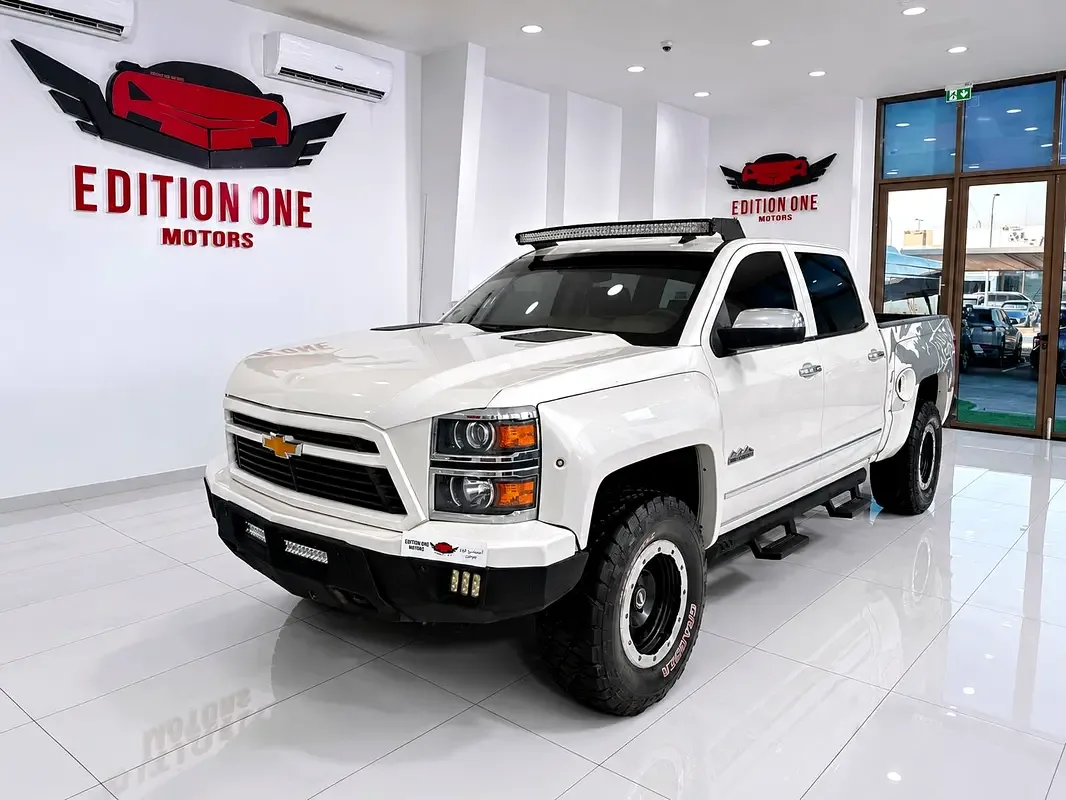 Chevrolet Silverado 6.2 AT (420 hp)