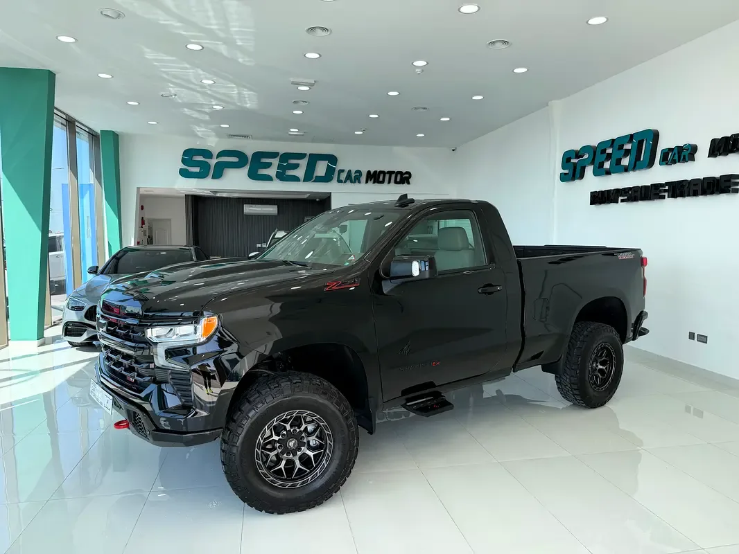 Chevrolet Silverado 6.2 AT 4WD (420 hp)
