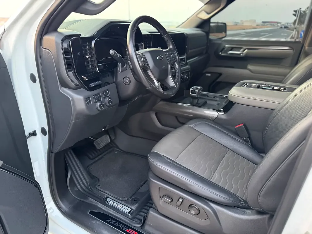 Chevrolet Silverado 6.2 AT 4WD (420 hp) - 9