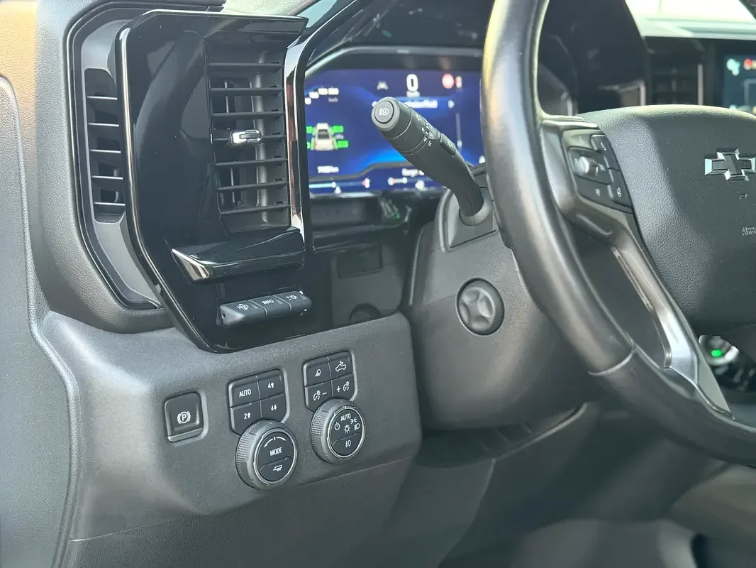Chevrolet Silverado 6.2 AT 4WD (420 hp) - 10