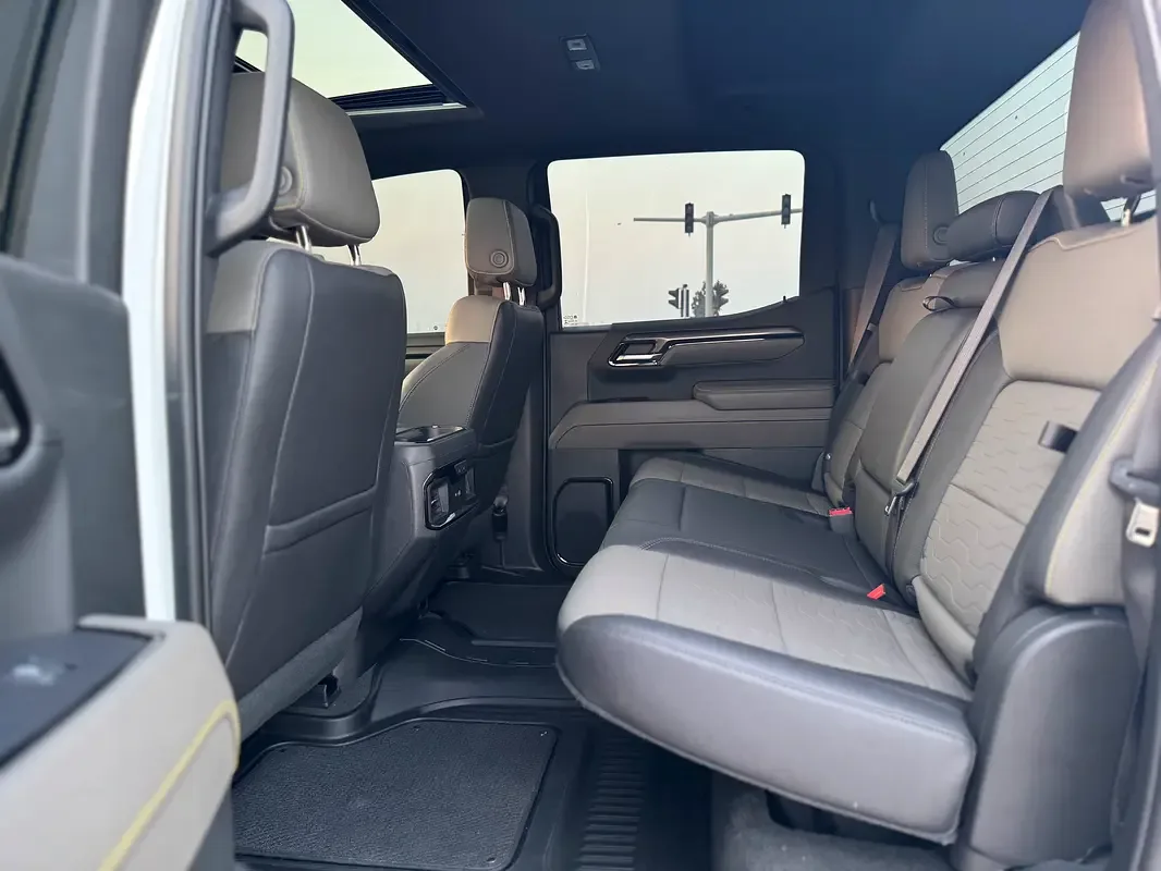 Chevrolet Silverado 6.2 AT 4WD (420 hp) - 13